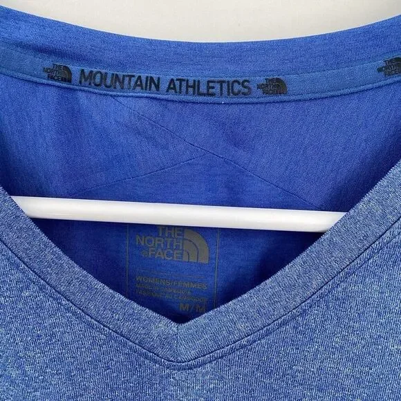 Ladies The North Face Mountain Athletics v-neck Performance Tee‎ - blue - medium - Picture 5 of 9